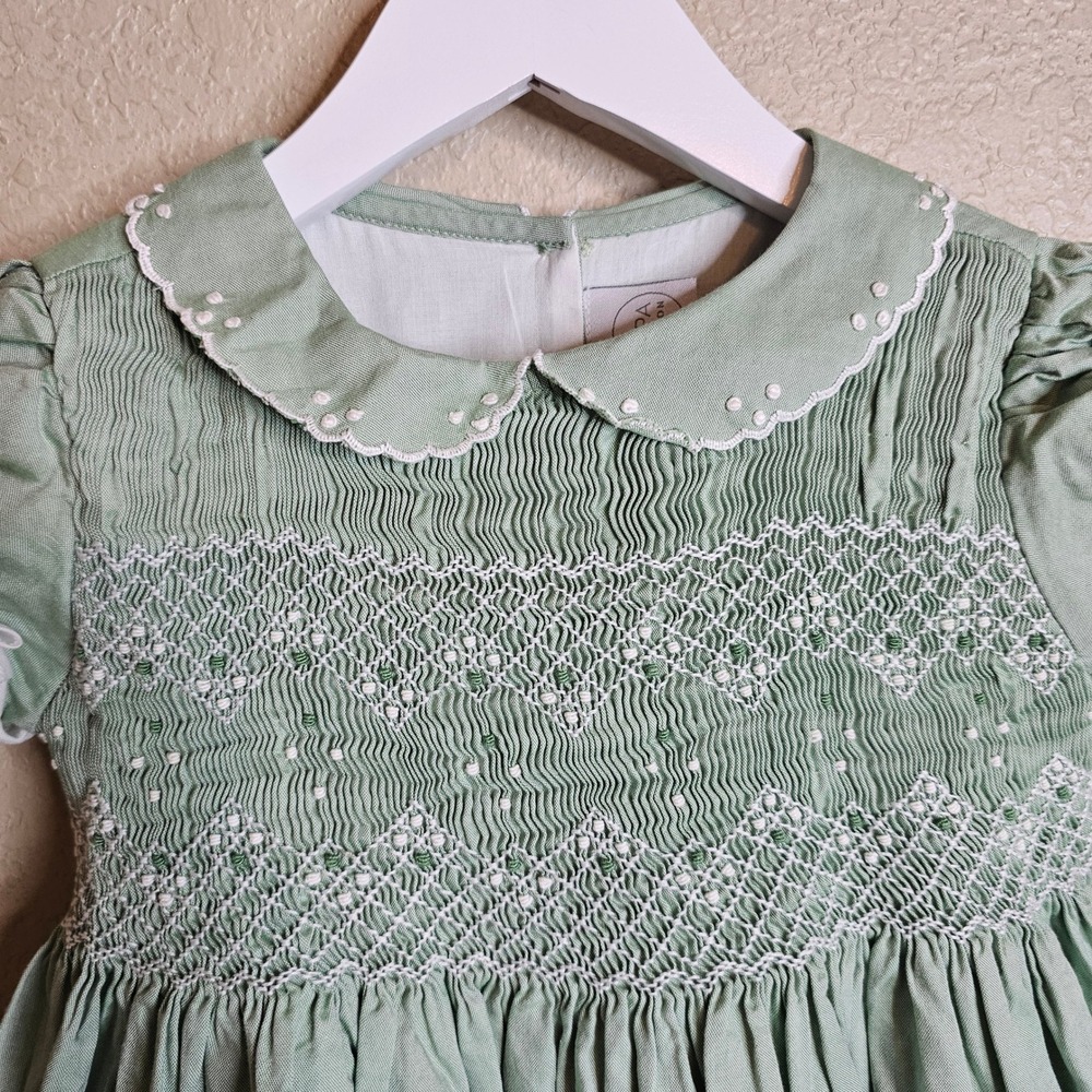 Pepa London Signature Girls Green Hand Smocked Cotton Dress Peter Pan Collar 4 - Picture 2 of 10